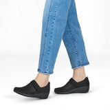 Eve | Ajatu Elegant in Deep Black
