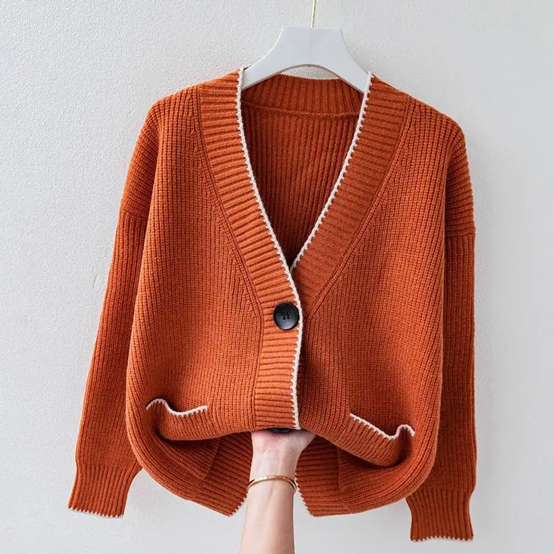 Ly | Stilizovani oversized pleteni bezrukavnik