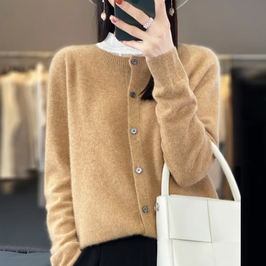 Annika - Comfortable Autumn Top
