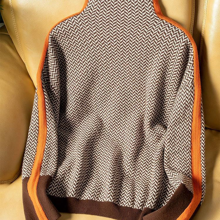 Sylvie - Elegant Turtleneck