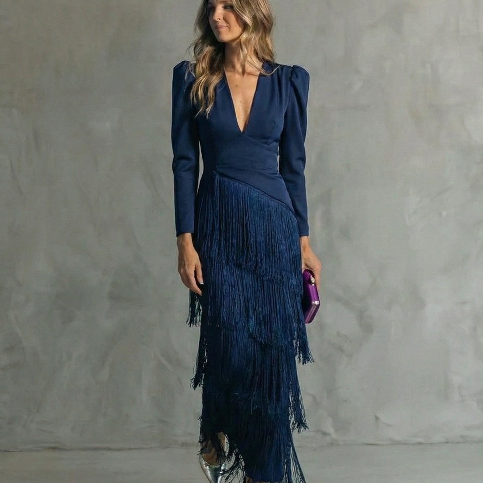 Chiara | Elegantna Haljina sa Čipkastim Rukavima