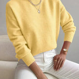 Noëlle - Stylish and Cozy Sweater